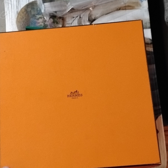 Mosaic Gold Dinner Plate - Picture 6 of 6